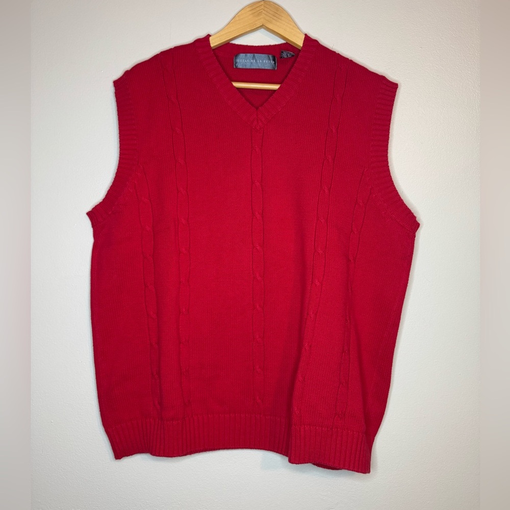 Oscar de la Renta Red Cable Knit V-Neck‎ Sweater Vest XL